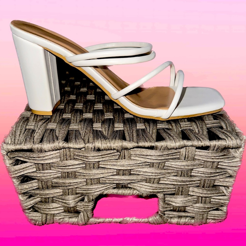 Cute heels for the summer!